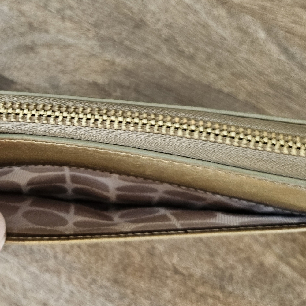 Kate Spade Leather Wallet - Picture 3 of 8